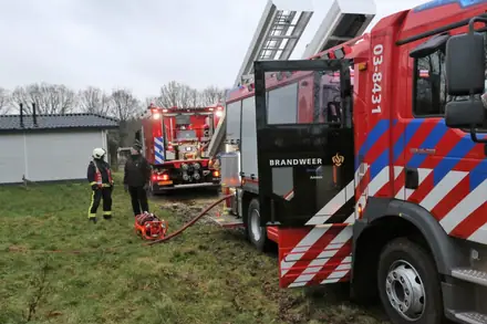 Opnieuw is er brand ontstaan op de failliete camping aan de Bosweg in Anloo. — foto 3 van 3