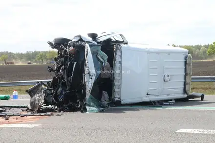 N34 afgesloten na ernstig ongeluk — foto 4 van 10
