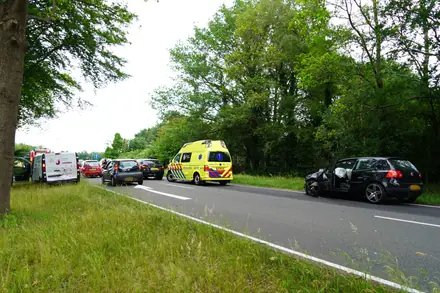 Kopstaart botsing bij Emmen N391 Rondweg richting Ter Apel — foto 5 van 8