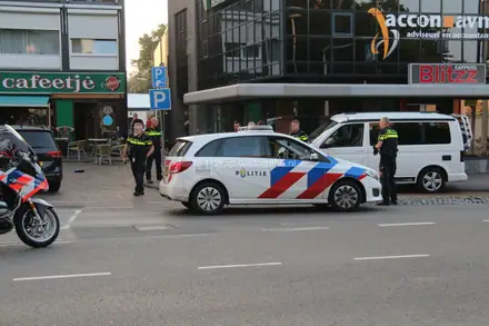 Twee personen aangehouden na vechtpartij in kroeg in Emmen [Video] — foto 3 van 12