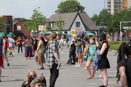 Organisatie en gemeente tevreden over Black Lives Matter-demonstratie [Video] — foto 9 van 12