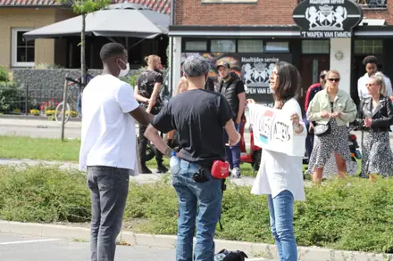Organisatie en gemeente tevreden over Black Lives Matter-demonstratie [Video] — foto 11 van 12