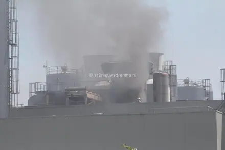 Brand bij DOC Kaas Hoogeveen onder controle [Video] — foto 7 van 12