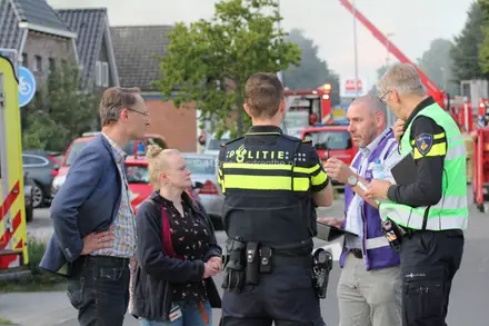 Grip 1 bij zeer grote brand in Valthermond — foto 2 van 6
