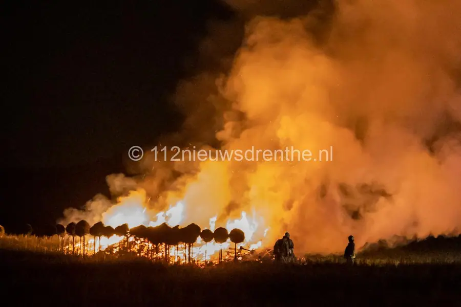 Veel rook bij brand in groenafval Hoogersmilde