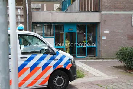 Brandweer rukt uit voor melding gaslekkage in Emmen — foto 3 van 5