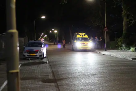 Fietser gewond bij eenzijdig ongeval in Emmen — foto 3 van 4