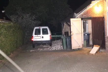 Muur van woning in Erica stort in — foto 4 van 8