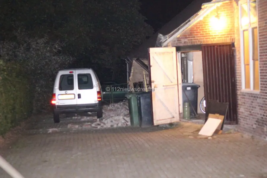 Muur van woning in Erica stort in