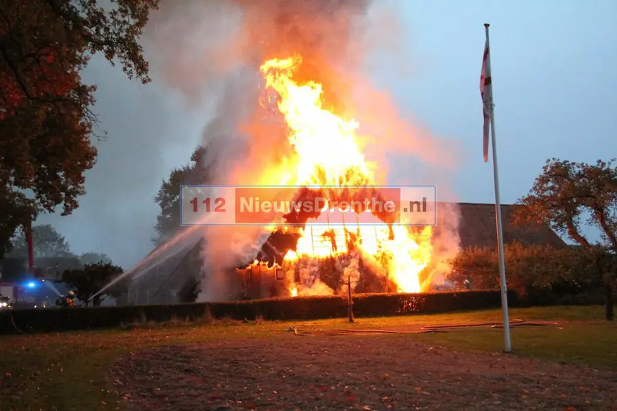 Woonboerderij in Zweeloo in lichterlaaie