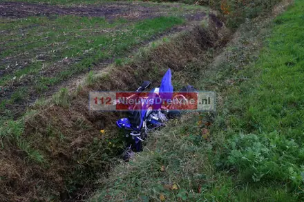 Jonge vrouw raakt gewond bij ongeval met Quad in Gasselte — foto 1 van 4