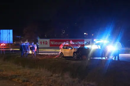 Een persoon raakt gewond bij kopstaartbotsing in Emmen — foto 3 van 5