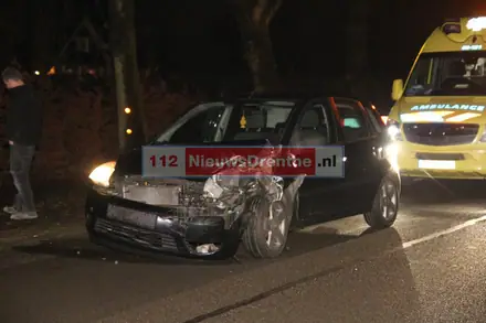 Kopstaartbotsing op Peelstraat in Erica: twee gewonden — foto 3 van 4