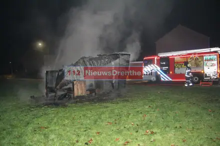 Keet brand volledig uit in Emmer-Compascuum — foto 3 van 8