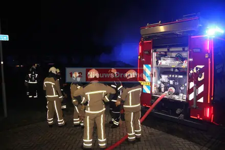 Keet brand volledig uit in Emmer-Compascuum — foto 5 van 8