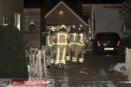 Schoorsteenbrandje aan de Annerstreek in Annen — foto 6 van 9