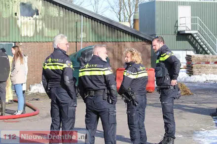 Grote brand bij boerderij Noord-Sleen — foto 7 van 12