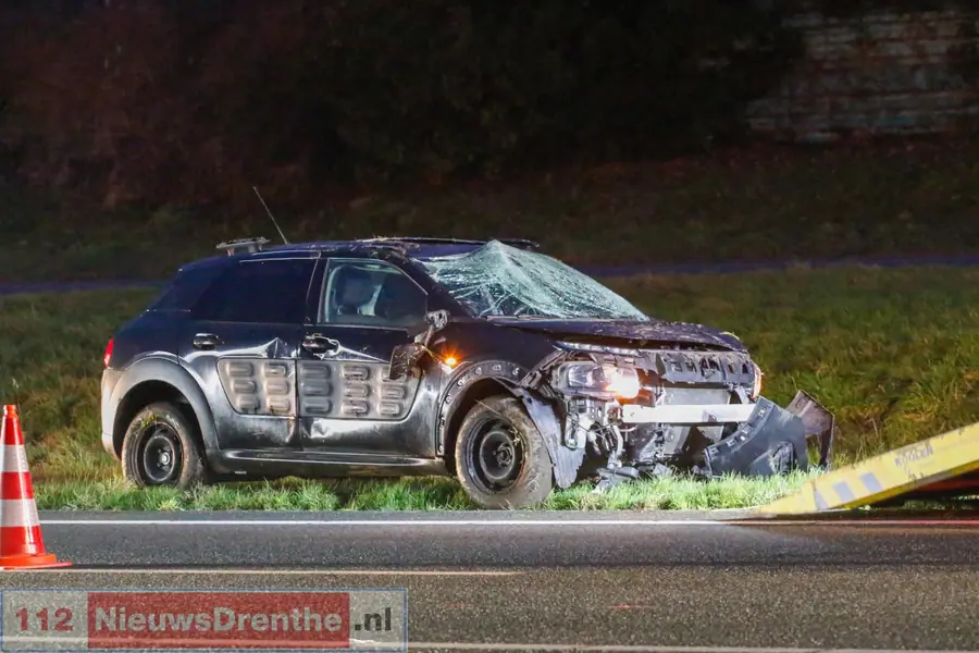 Auto raakt van de weg op de A37 bij Wachtum