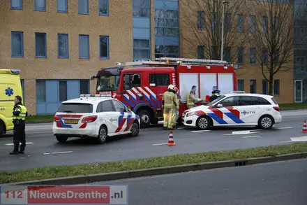 Verkeershinder na kop-staartbotsing in Emmen — foto 2 van 2