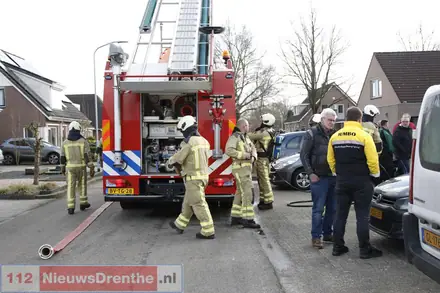 brandweer blust brand in woning aan scheerturfstraat in Schoonoord [Video] — foto 6 van 6
