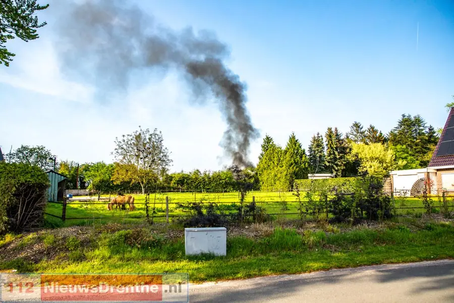 Stevige rookontwikkeling bij brand in Emmen