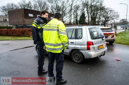 Vrouw gewond na forse botsing in Emmen — foto 3 van 3