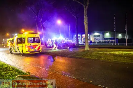 Ernstig ongeval op Nijbracht in Emmen; één persoon door brandweer bevrijd — Emmen
