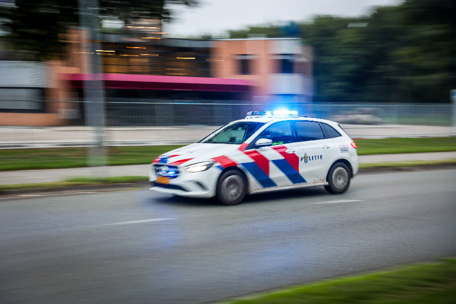 Opnieuw explosie bij woning aan Entingestraat in Assen, politie doet onderzoek — Assen