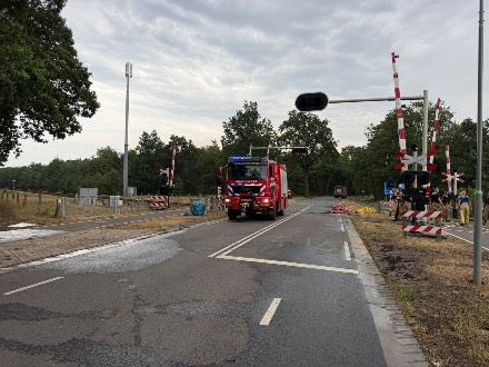 Brandweer uit Sleen en Tweede-Exloërmond verleent bijstand bij grote natuurbrand in Limburg — foto 4 van 5