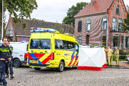 Slachtoffer overleden na ernstig steekincident in Hoogeveen — foto 3 van 4