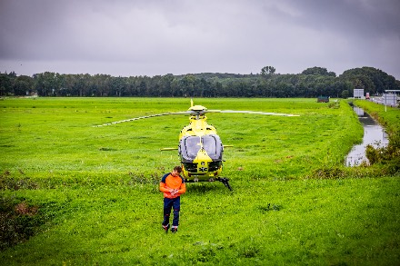Kind overleden en meerdere gewonden bij zeer ernstig ongeval op A28 bij Beilen — foto 4 van 8